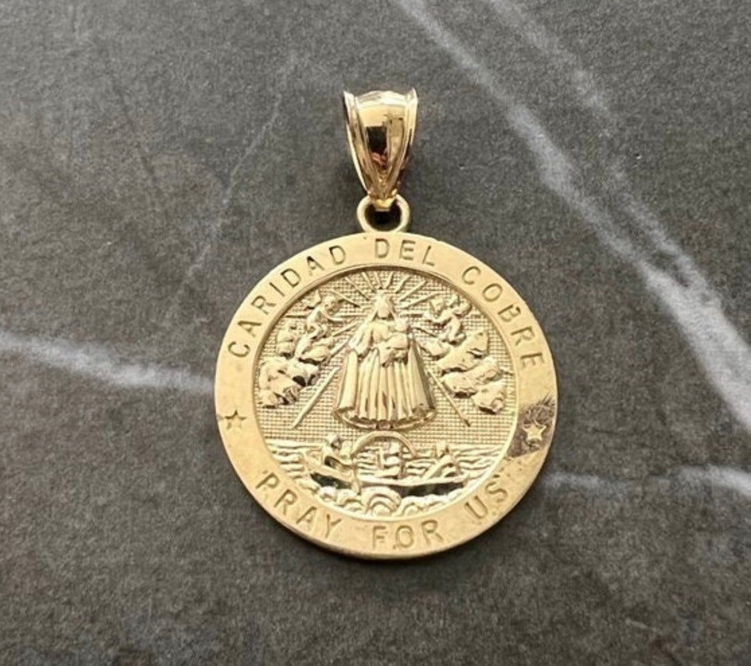10k Caridad del Cobre medium size