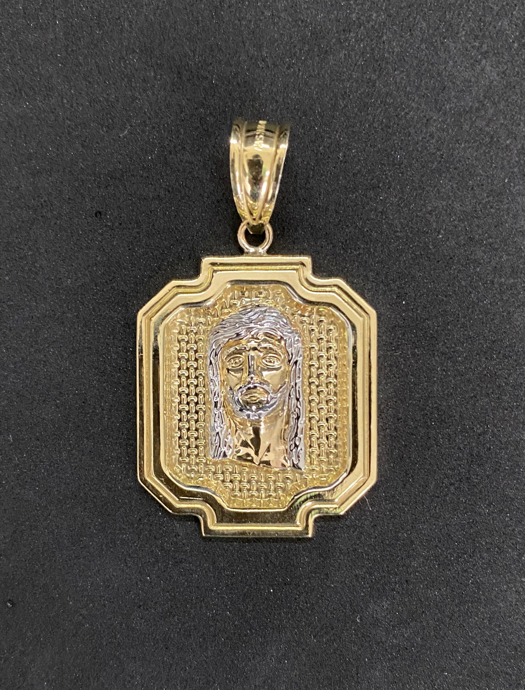 10K Yellow Gold .925 Sterling Silver Diamond Cut Jesus Face/Head Medallion Charm/Pendant