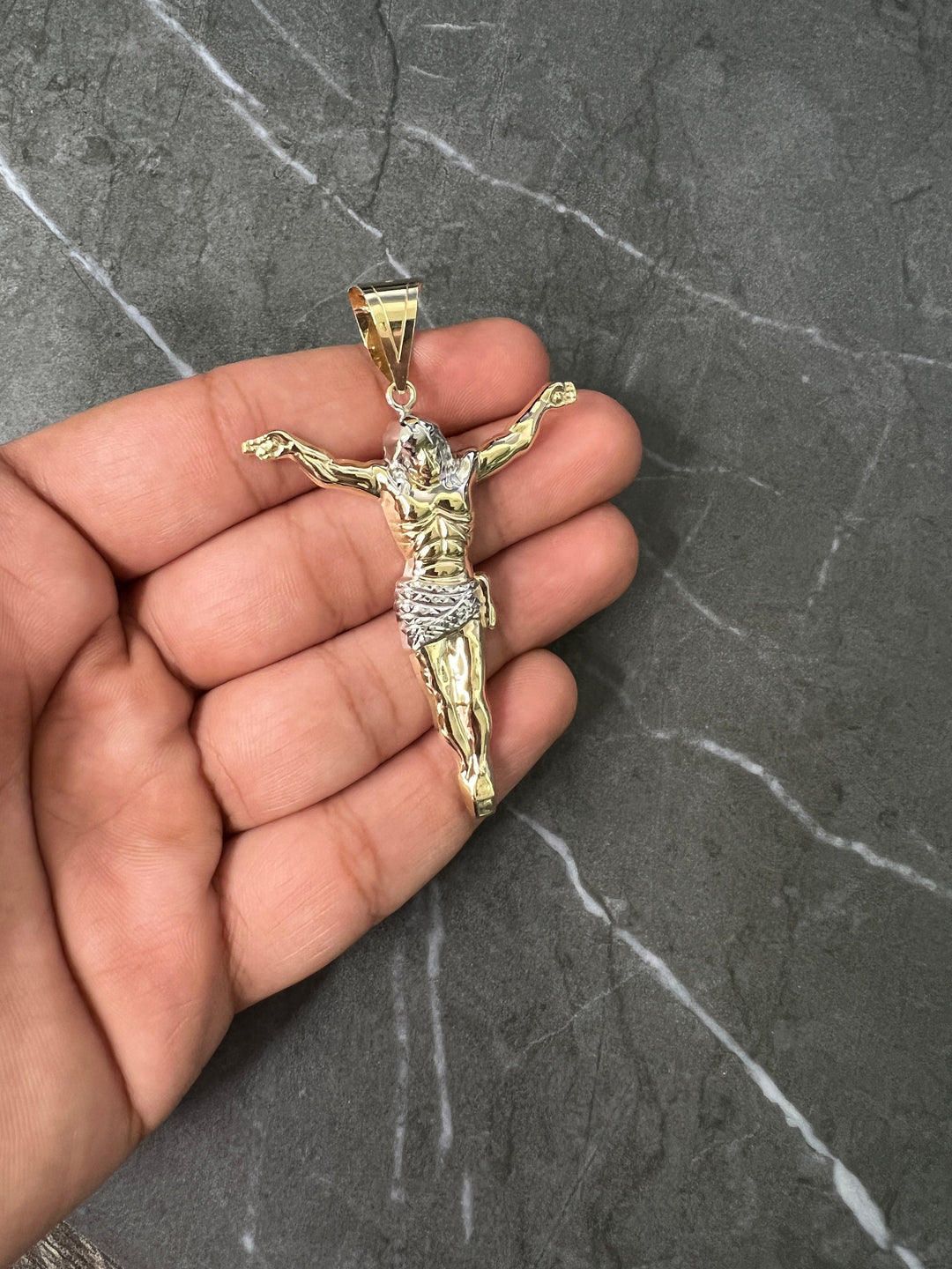 10K Yellow Gold .925 Sterling Silver Textured Diamond Cut Crucifix Full Body Jesus Charm/Pendant, The Face/Body Crucifix of Jesus Religious