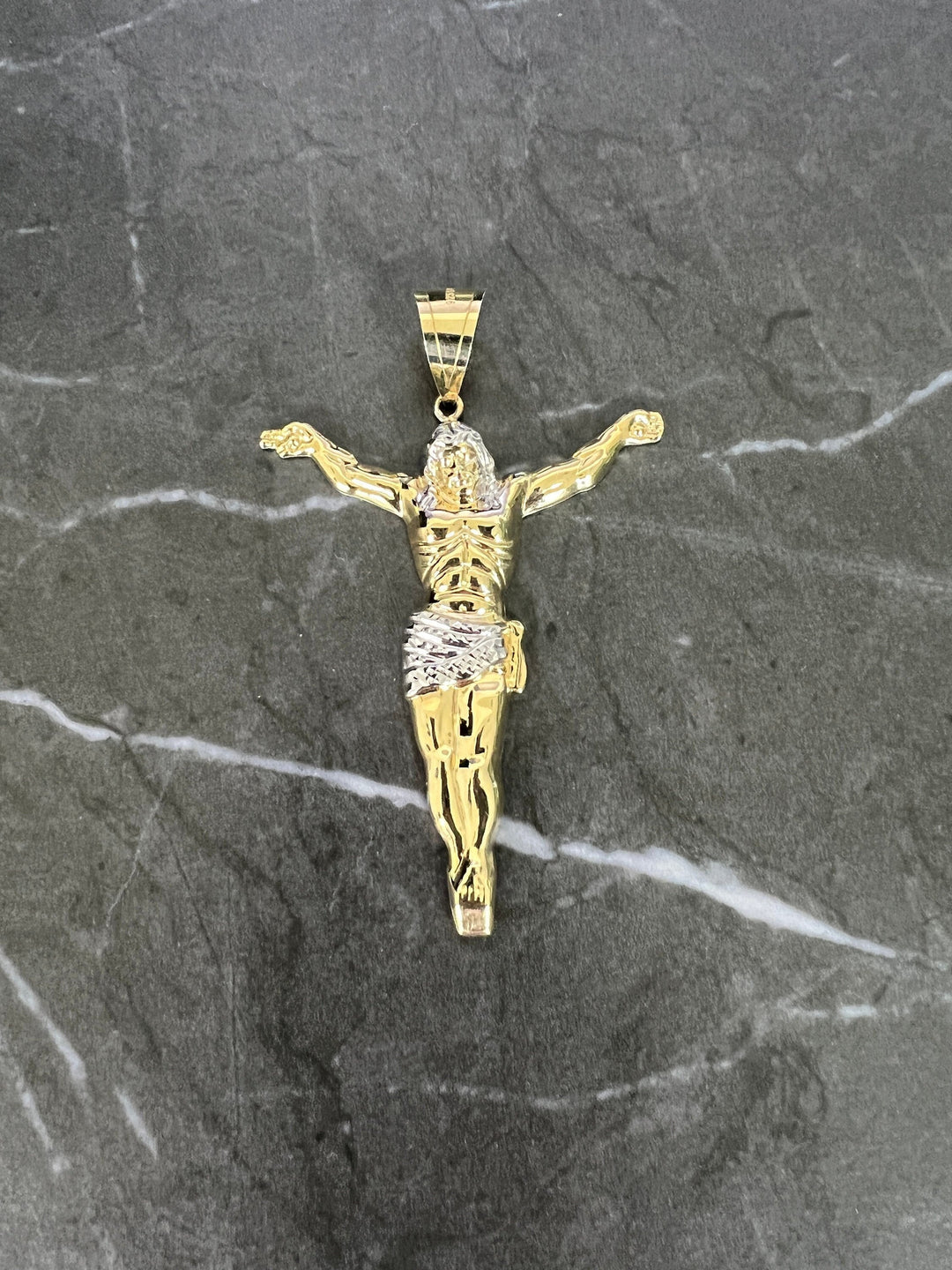 10K Yellow Gold .925 Sterling Silver Textured Diamond Cut Crucifix Full Body Jesus Charm/Pendant, The Face/Body Crucifix of Jesus Religious