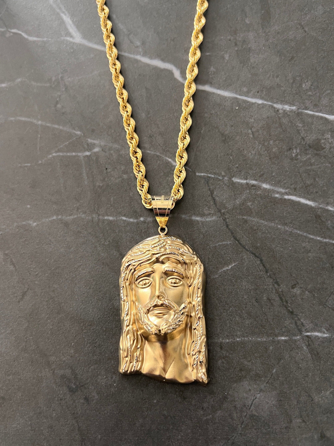 10K Yellow Gold .925 Silver Textured Diamond Cut 10K Religious Jesus Face/Head Charm/Pendant 10K "the Face of Jesus will Always be with You"