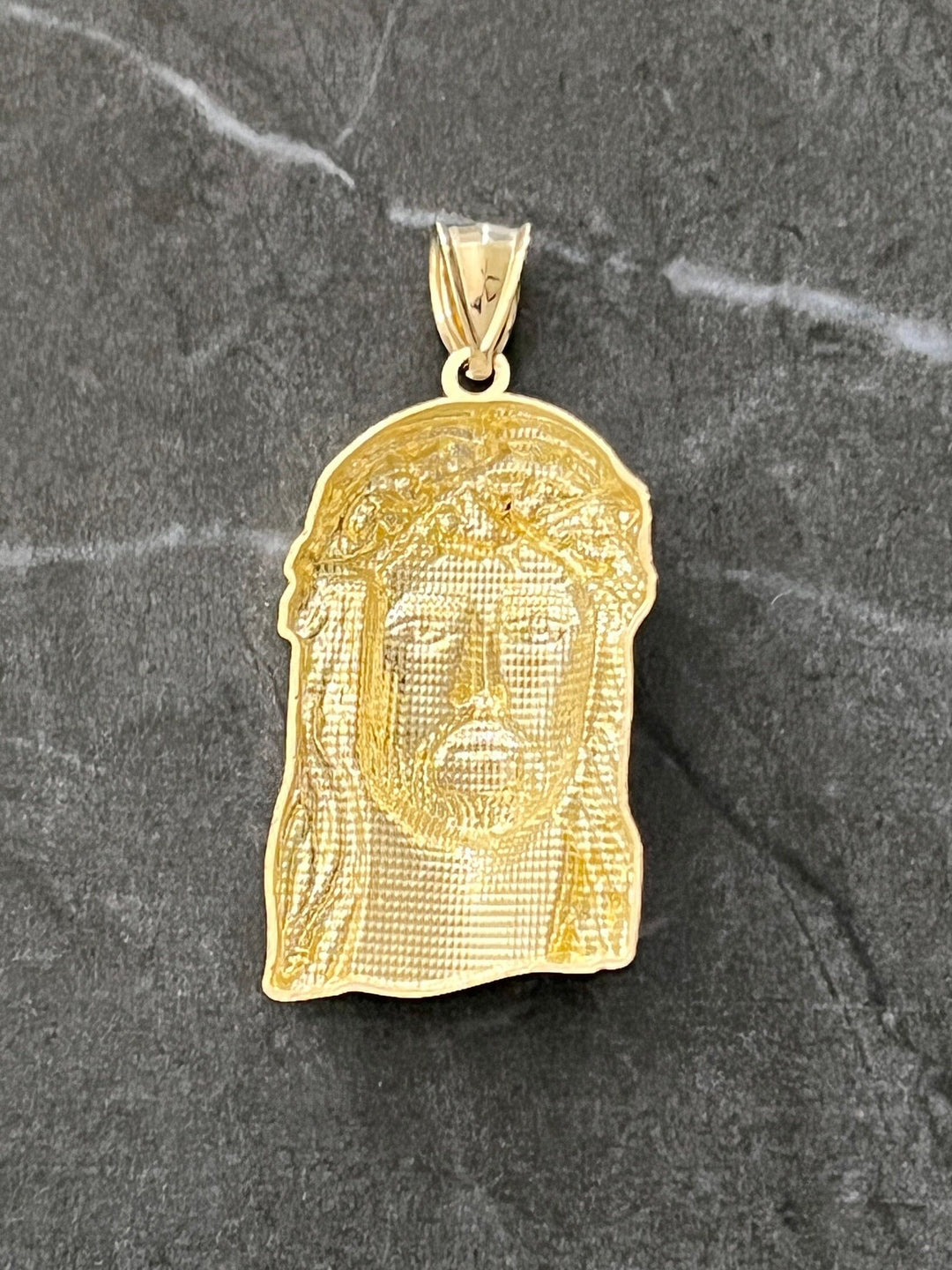 Authentic 10K Yellow Gold Textured Diamond Cut Religious Jesus Face/Head Amulet Charm/Pendant, "the Face of Jesus will Always be with You"