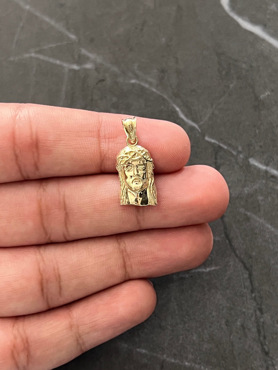 Authentic 10K Yellow Gold Textured Diamond Cut Religious Jesus Face/Head Amulet Charm/Pendant, "the Face of Jesus will Always be with You"