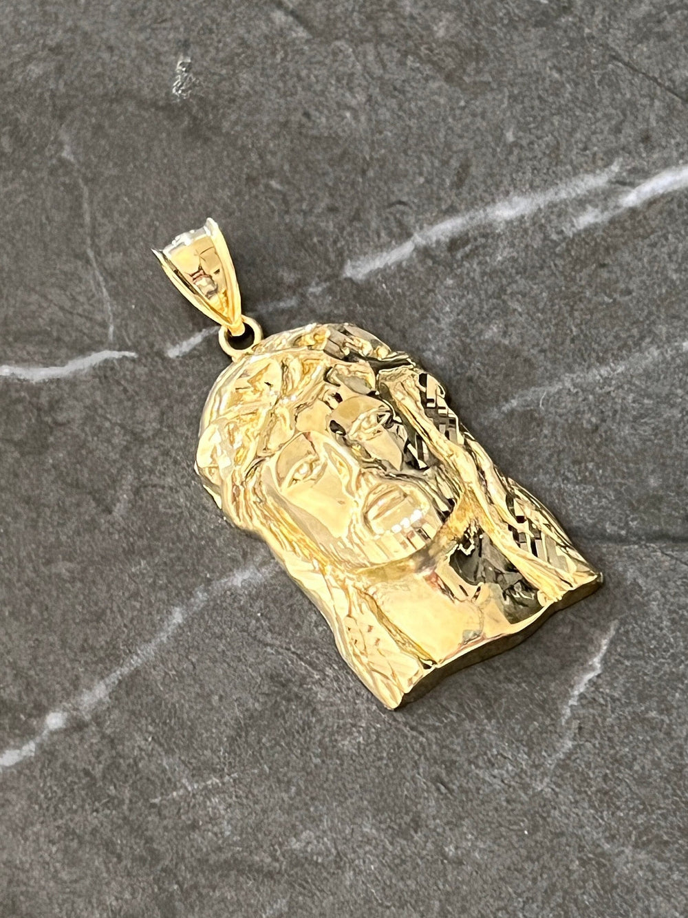 Authentic 10K Yellow Gold Textured Diamond Cut Religious Jesus Face/Head Amulet Charm/Pendant, "the Face of Jesus will Always be with You"